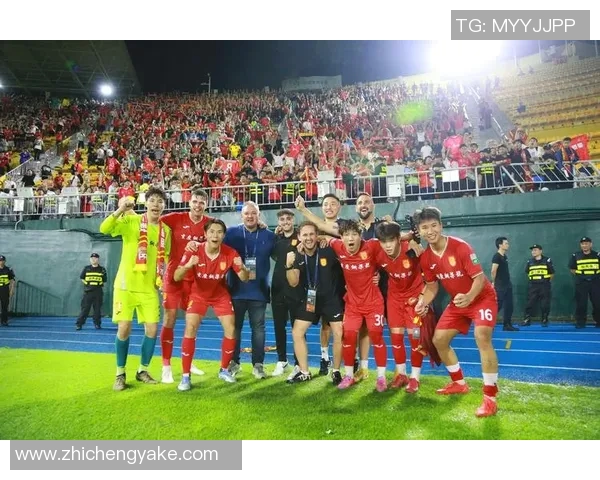 广州足球队转型之路的纪实与反思:从辉煌到重生的奋斗历程