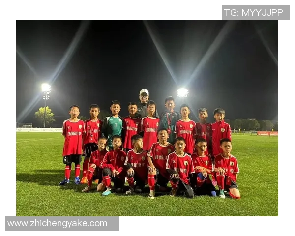 现役五号足球明星的精彩表现与职业生涯回顾